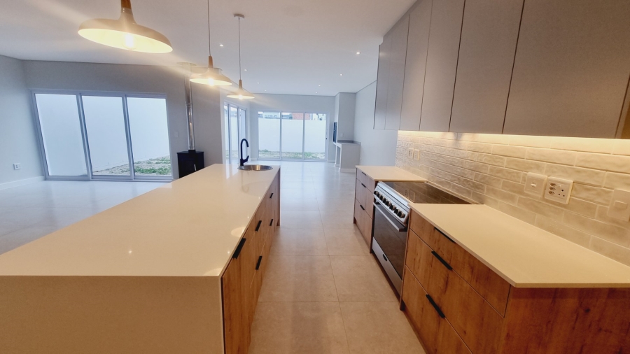 3 Bedroom Property for Sale in Sandown Western Cape